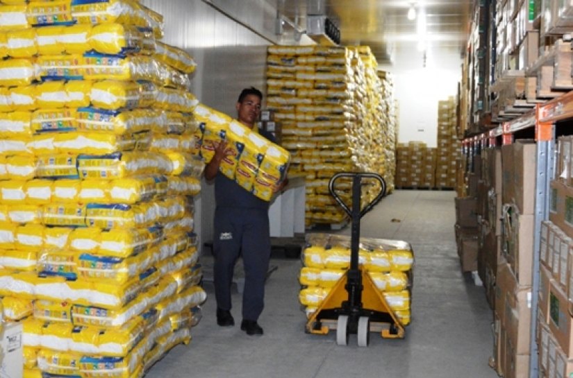 Mais de 270 mil fraldas geriátricas serão entregues aos municípios alagoanos