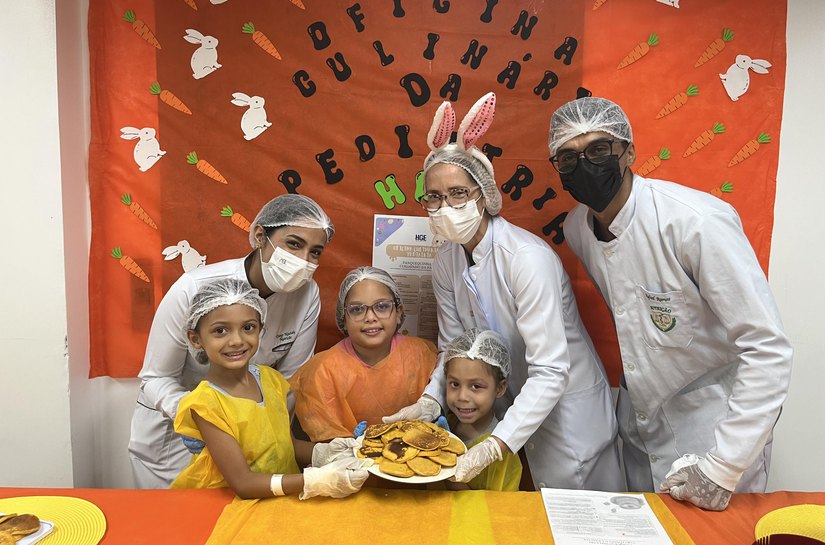 Crianças internadas no HGE põem a mão na massa e descobrem a Panquequinha do Coelhinho da Páscoa