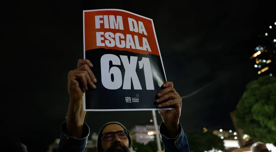 Projeto que determina fim da escala 6x1 aguarda votação no Senado