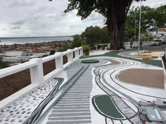 Revitalização leva arte ao Mirante de Santa Terezinha, no Farol