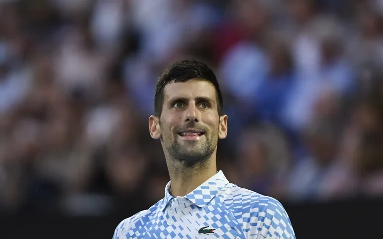 Saiba quem é o tenista de 20 anos, 123º do mundo, que derrotou Djokovic em Indian Wells