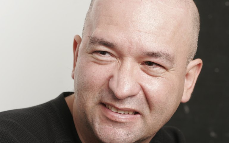 Herbert Vianna explica homenagem à mulher em letra de sucesso dos Paralamas