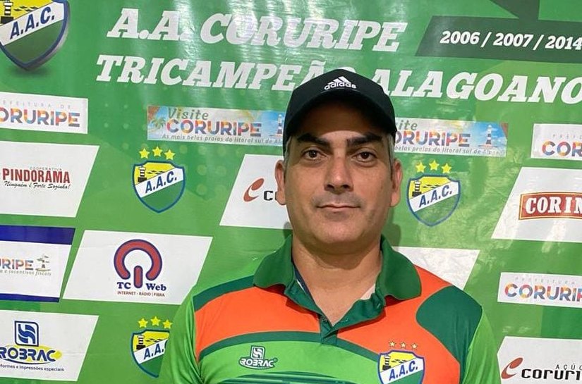 Com menos de um mês de clube, Luis Carlos Cruz não treina mais o Coruripe