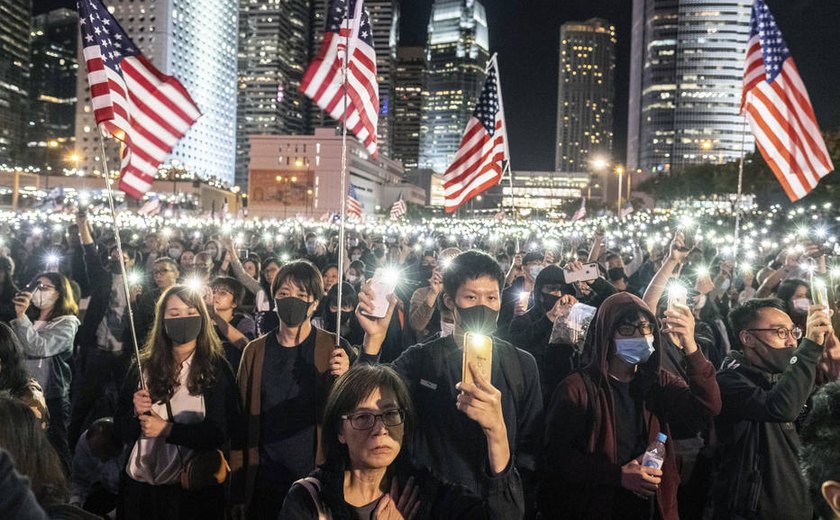 Ativistas de Hong Kong planejam &#8216;parlamento no exílio&#8217; após lei de segurança