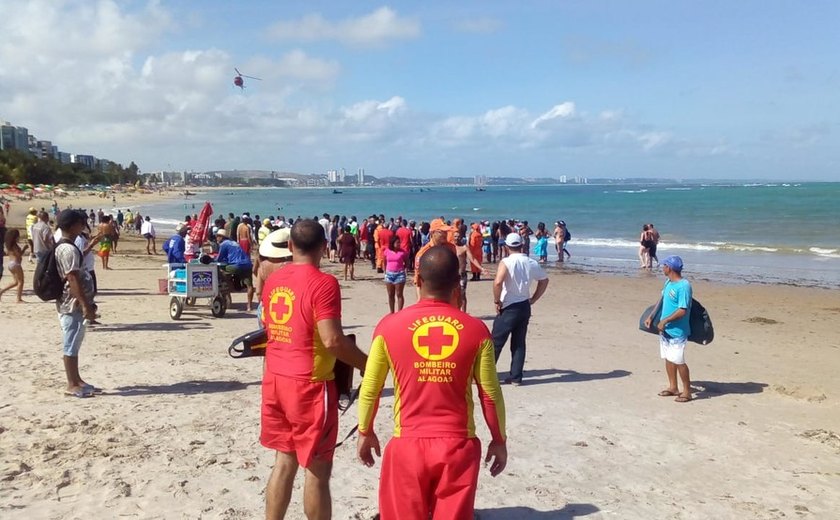 Homem sofre mal súbito e morre afogado na Praia de Ponta Verde