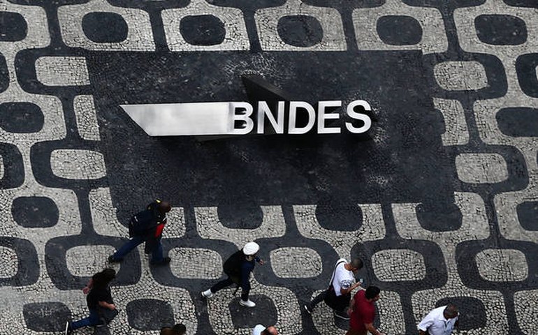BNDES aprova empréstimos de R$ 61,2 mi para laboratórios Nortec e EMS