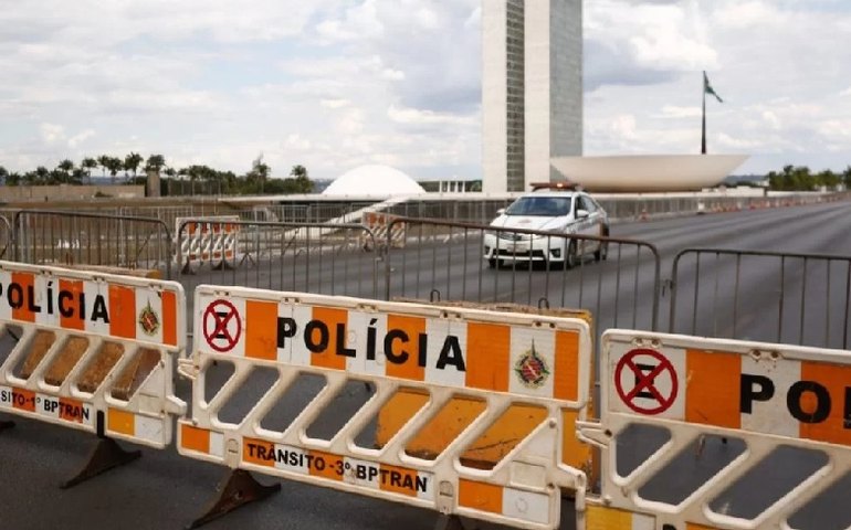 PM do DF fecha Esplanada dos Ministérios para trânsito de veículos