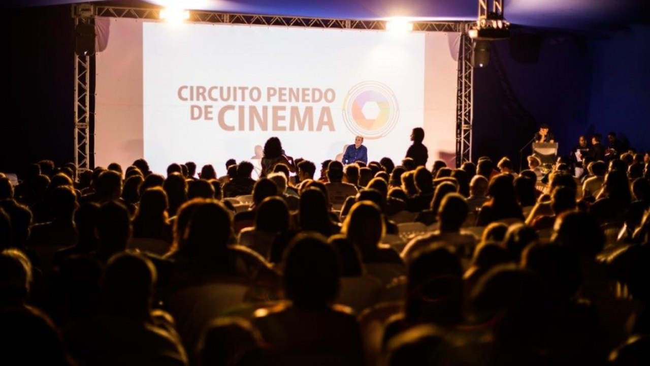 Penedo celebra 10 anos do maior evento de cinema de Alagoas