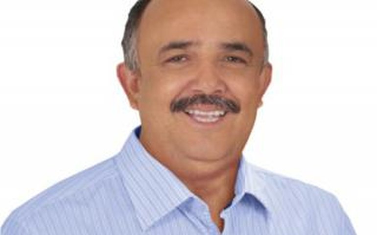 Prefeito e vice de Atalaia são afastados do cargo pela Justiça Eleitoral por doação irregular de terreno