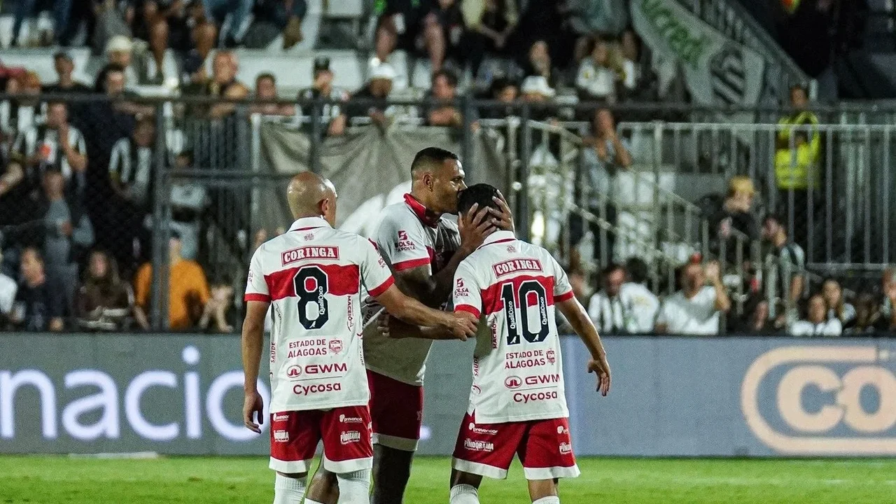 CRB vence fora de casa, entra no G6 e esquenta briga pelo acesso na Série B