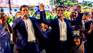 08626444-prefeito-rodrigo-cunha-sucedeu-jhc-na-administracao-de-maceio-foto-reproducao-facebook-1