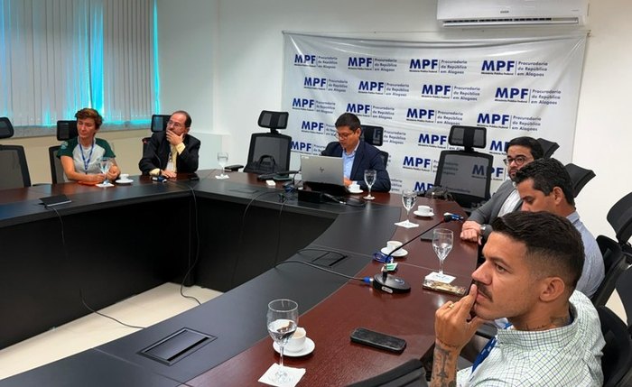 Reunião do MPF sobre área