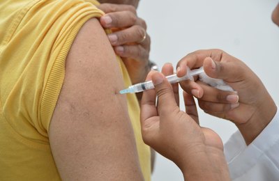 Sesau reforça importância da vacinação contra a Influenza após chegada do inverno