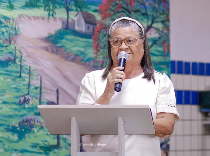 Prefeita Tia Júlia prestigia evento que marca início de Ciclo de Palestras do Projeto Ronda Escolar