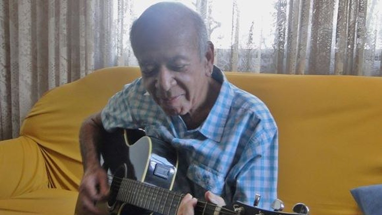 MPB em Foco destaca trajetória do alagoano Carlos Moura