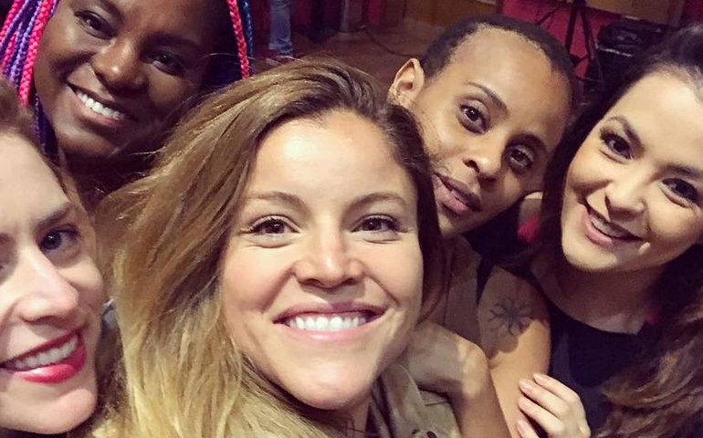 Aline Wirley emociona fãs com discurso em show do Rouge: ‘Não somos perfeitas’