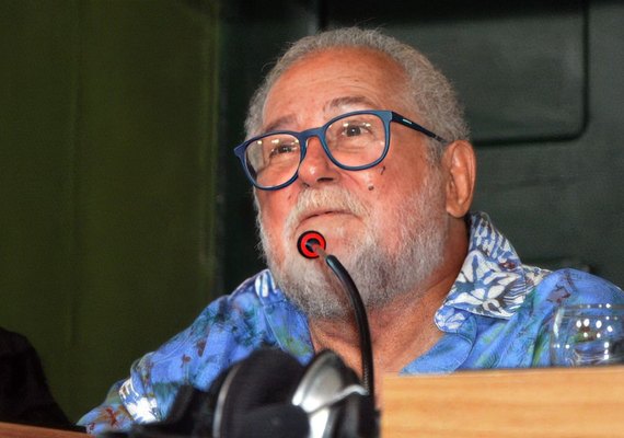 Doutor Capinan: o letrista inventivo da MPB vai ganhar o Honoris Causa