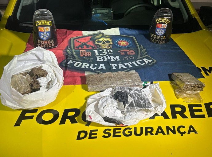 PM encontra dois quilos de drogas escondidos em região de mata na capital