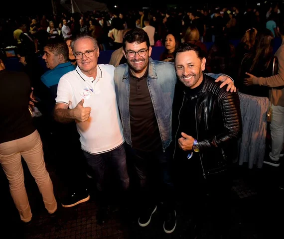 Senador Renan prestigia Festival de Inverno de Mar Vermelho e celebra força cultural da segunda menor cidade de Alagoas