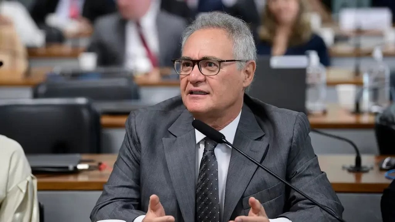 CRE terá grupo para tratar de controle de armas, anuncia Renan Calheiros