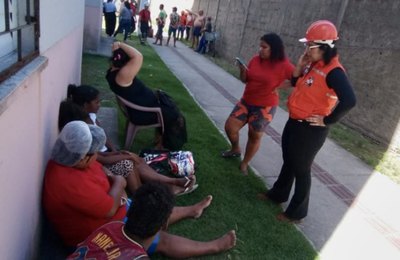 Família das vítimas de residência atingida por incêndio é atendida pela Defesa Civil