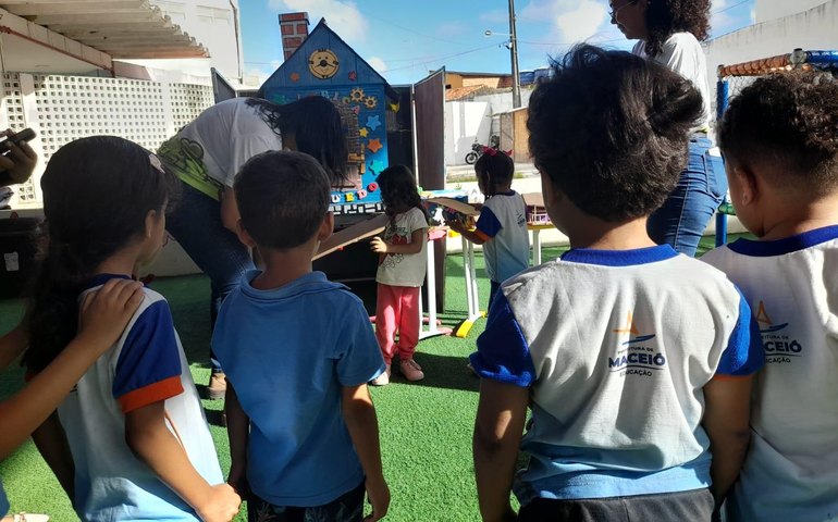 Gigantinho Poço comemora aniversário com ações de cidadania e saúde para comunidade escolar