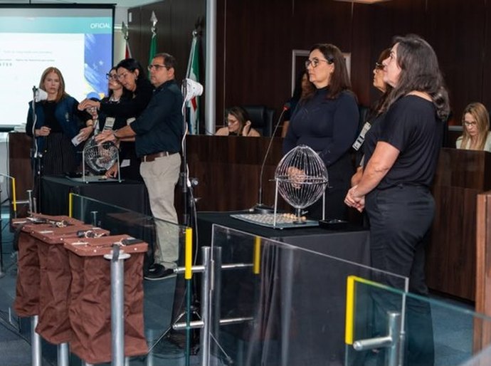 TRE/AL sorteia 23 urnas eletrônicas para auditoria no segundo turno das Eleições 2026