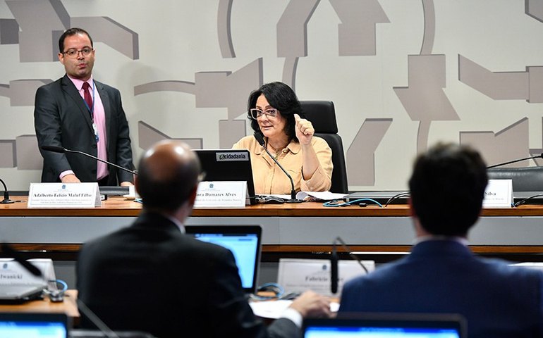 Economia circular do plástico opõe indústria e ambientalistas na CAS