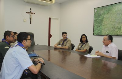 Prefeitura planeja doação de terreno para sede dos Escoteiros do Brasil em Arapiraca 