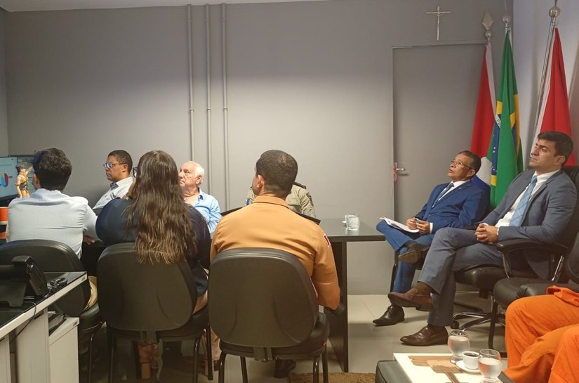 MPAL reúne forças de segurança e órgãos fiscalizadores para discutir fiscalização na venda de fogos de artifícios em Maceió