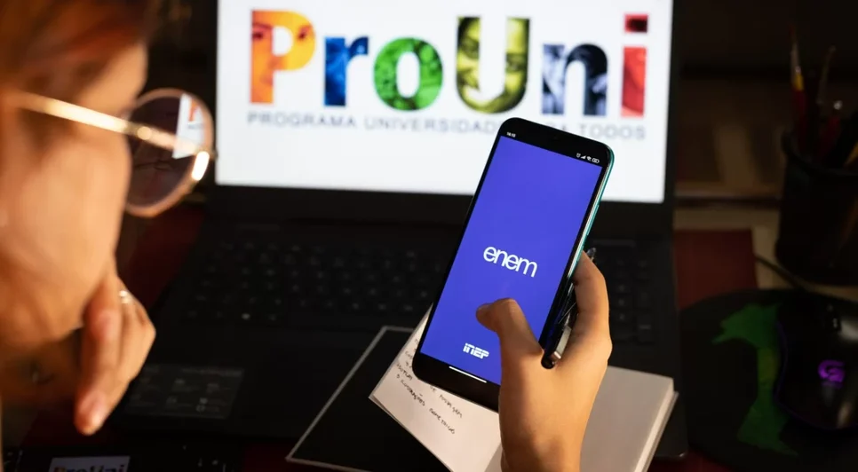 Prouni 2024: inscrições para bolsas de estudo começam nesta segunda-feira