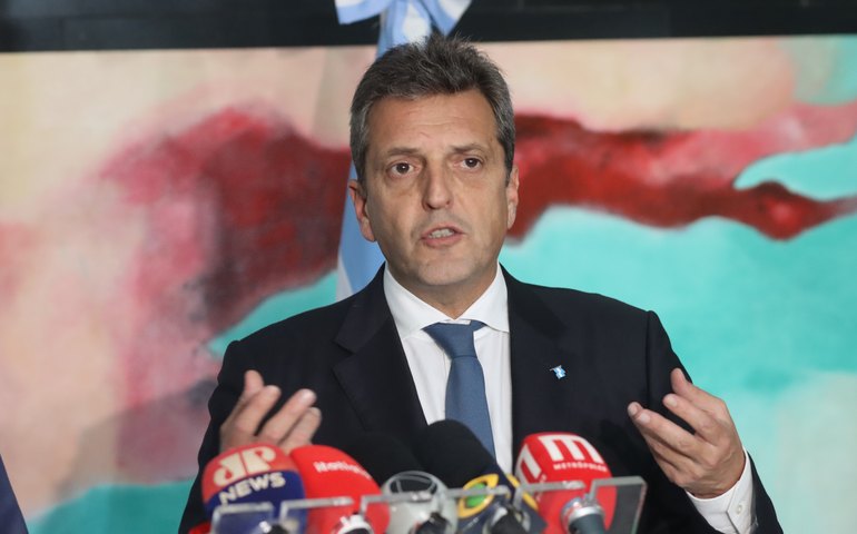 Milei eleito: Sergio Massa venceu em apenas 3 de 24 distritos e foi esmagado no interior da Argentina