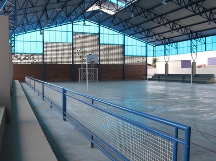 Arapiraca ganha sua quinta quadra poliesportiva da rede estadual