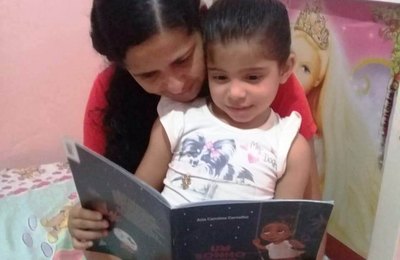 Pais de crianças da Educação Infantil participam das atividades enviadas pela Semed Penedo