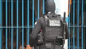 Mulher esconde drogas na região íntima e tenta entregar para marido preso em Sergipe