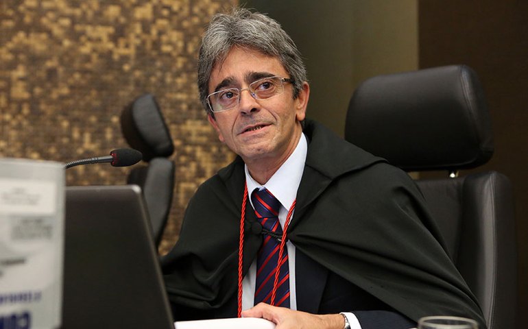 Município de Maceió deve fornecer medicamentos a portador de Alzheimer