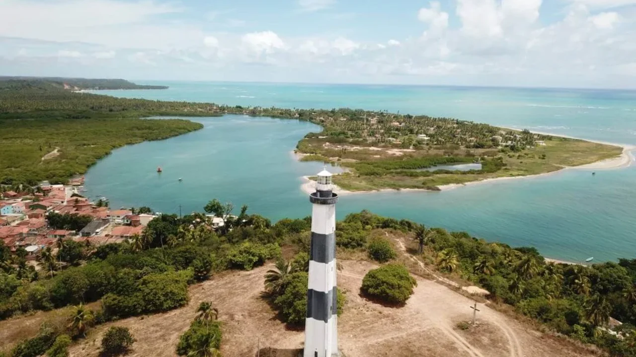 Catálogo lançado na COP30 destaca Alagoas como referência em turismo sustentável no Nordeste