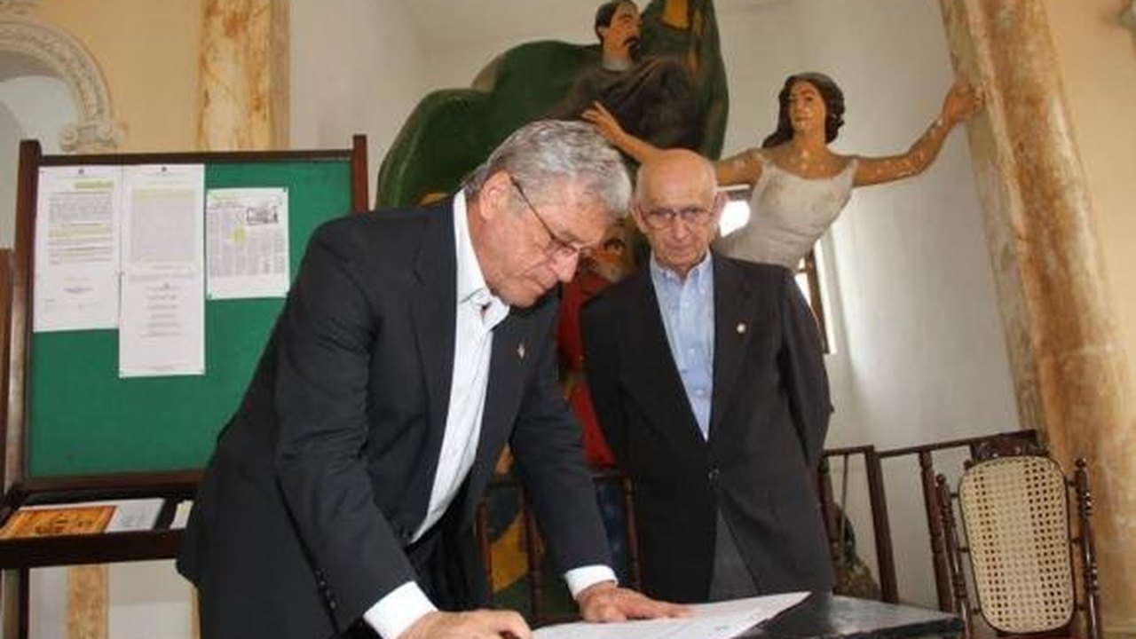 Governador entrega antigo prédio da Perseverança para o IHGAL