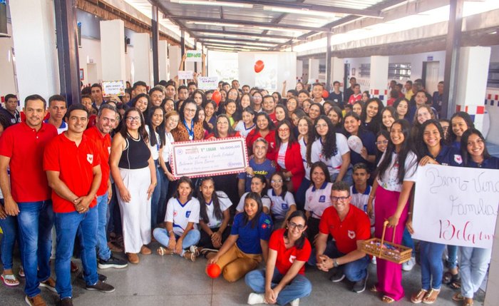 Em 2024, Brito premiou a Escola Estadual Belarmino Vieira Barros, em Minador do Negrão