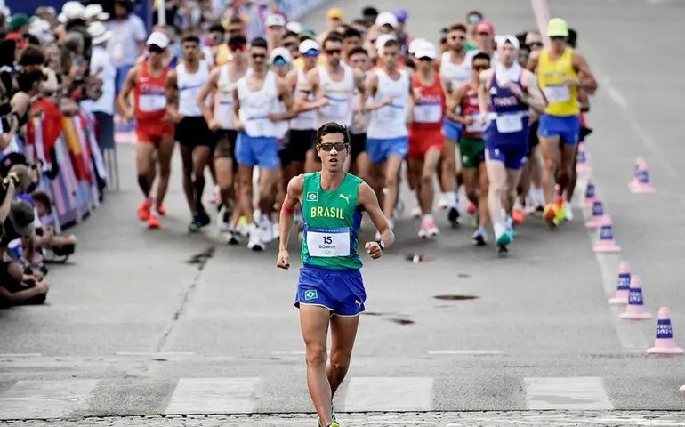 Brasil termina em 7° no revezamento da marcha atlética
