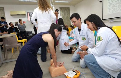 Parceria internacional consolida mobilidade acadêmica na Medicina do Cesmac