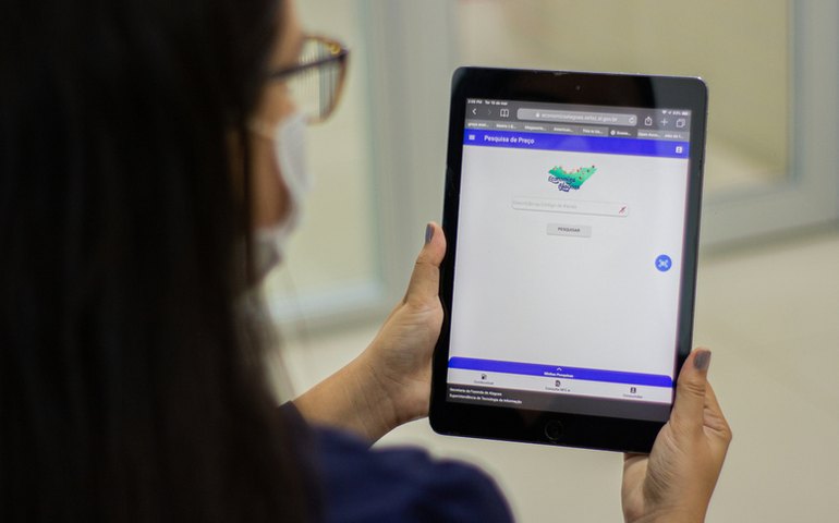 Plataforma Economiza Alagoas auxilia na pesquisa de preços de produtos carnavalescos