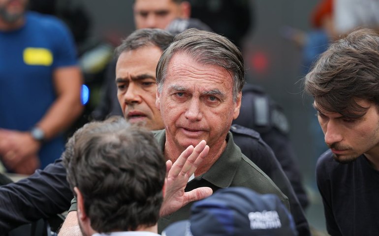 Defesa de Bolsonaro apresenta novo pedido de domiciliar ao STF