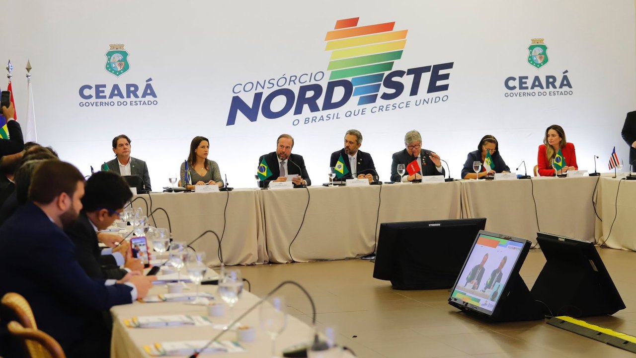 Consórcio Nordeste debate energias renováveis no Ceará