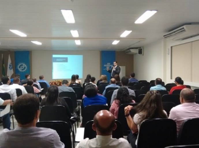 Juceal promove oficina e aborda particularidades das cooperativas