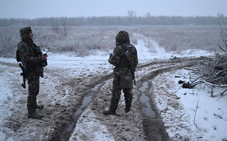 Agrupamento Tsentr conquista quatro povoados em Donetsk, afirma Ministério da Defesa russo