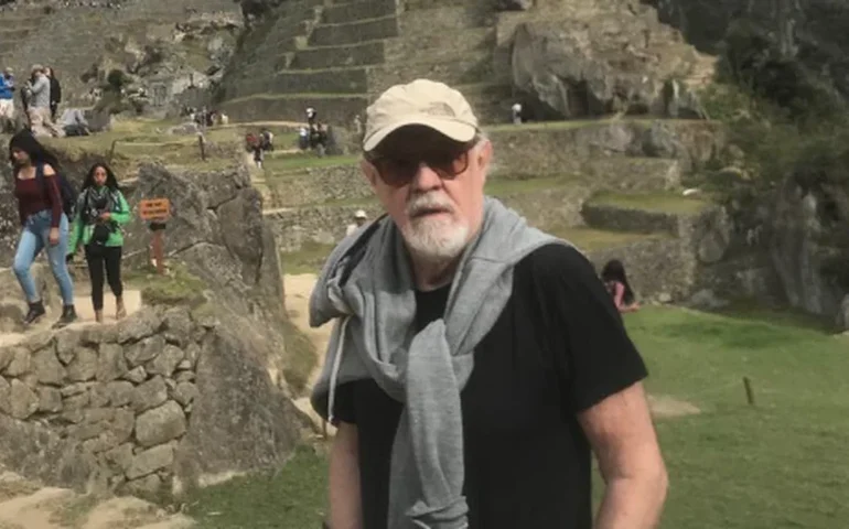 Artistas, famosos e amigos lamentam morte de Ney Latorraca