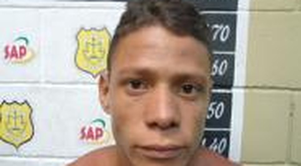morre em confronto com a polícia 