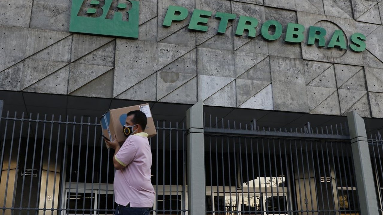 Petrobras tem interesse em vender diesel direto para grandes consumidores, afirma Magda