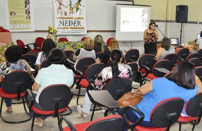 Violência contra a mulher é discutida em seminário